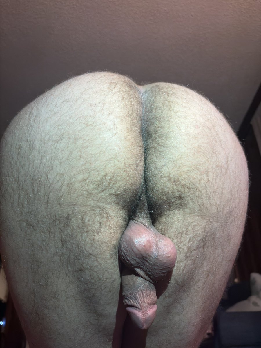 sunkid223's tweet photo. Need a lonely mom to come and lick me https://t.co/Jq34Ajy8gf