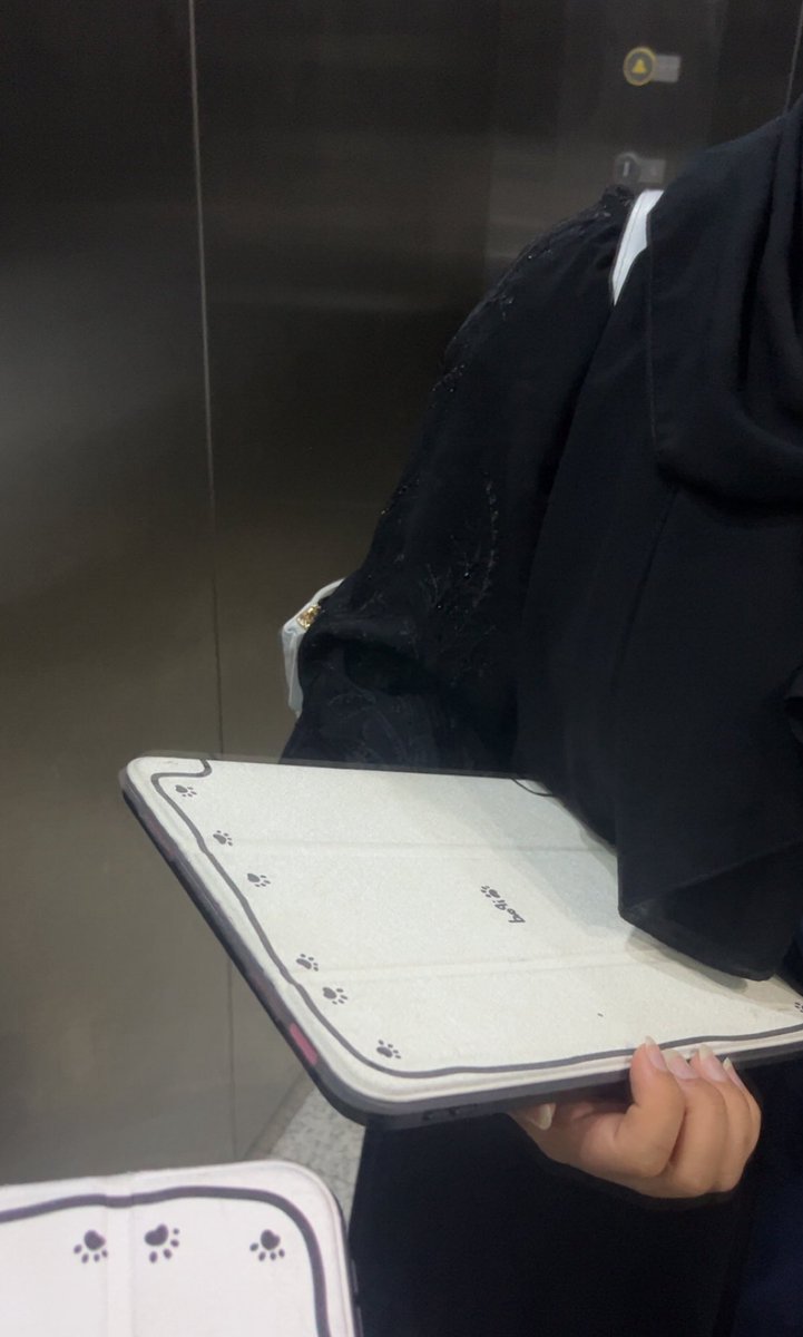 rawi0_'s tweet photo. اخر اوسكييييييي في حياتي ✨✨✨✨ https://t.co/qfIQSkKiiC