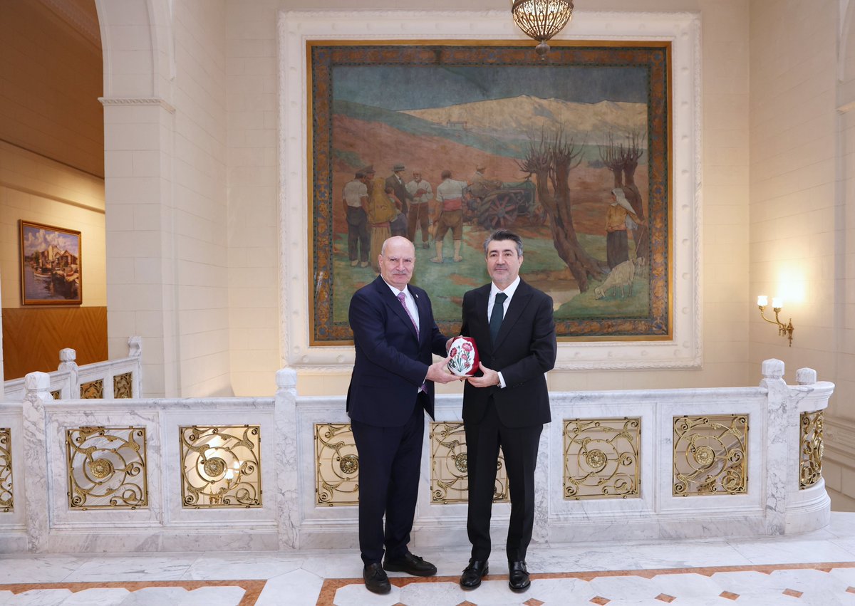 Gürsel Baran tweet media