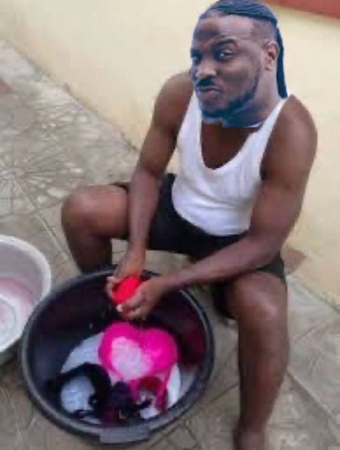 Farouk ✪ tweet media