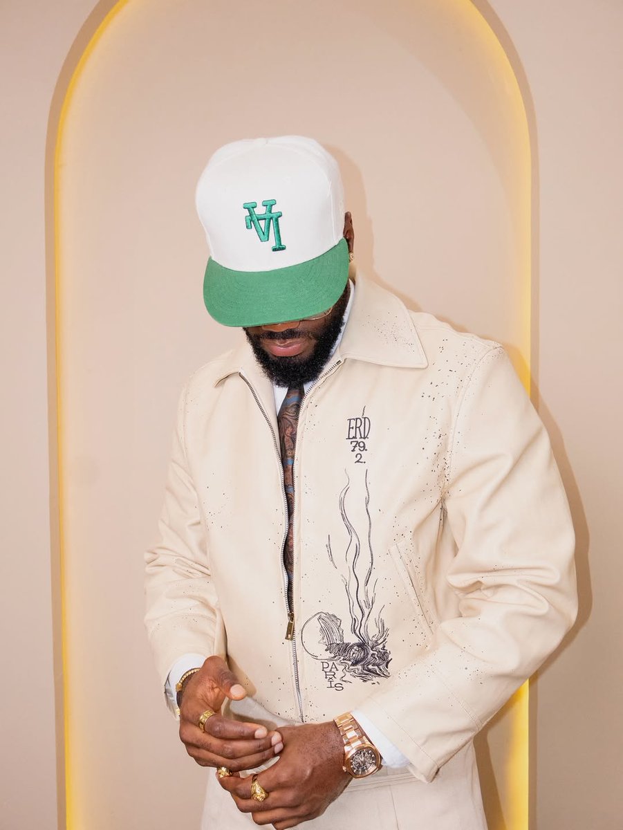 Glitz Journal tweet media