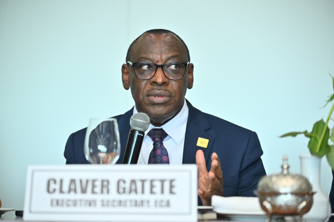 ECA_OFFICIAL's tweet photo. On the margins of #COM2026 a Ministerial Roundtable highlighted the urgent need to transition from mere commitments to actionable reforms. There's a strong call for a strategic alignment in health financing to ensure sustainability across Africa.

#InvestInHealthAfrica https://t.co/9tpvAb3ONQ