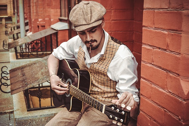 المساج في صلالة عمان الإسلامية . tweet media