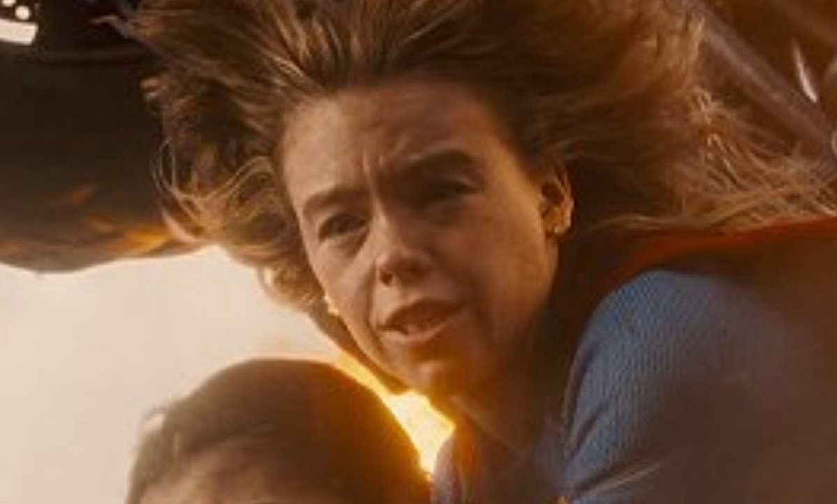 Una mujer cualquiera tweet media