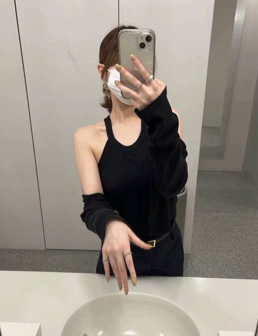 らな@埼玉 tweet media