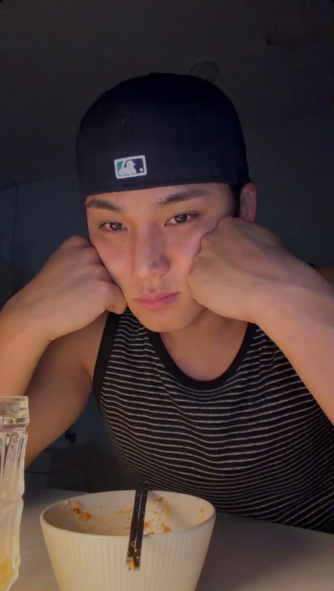 "selamat makan ya sayang" misalnya