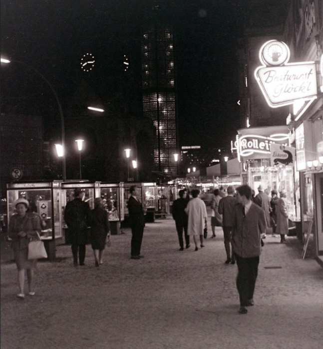 West Berlin, 27 August 1962. I post photographs taken on  my many Berlin visits in the 1950s and 1960s. 180 unique historic street images of East and West Berlin are in my book "Berlin in the Cold War" (Amberley Publishing.). #Berlin
