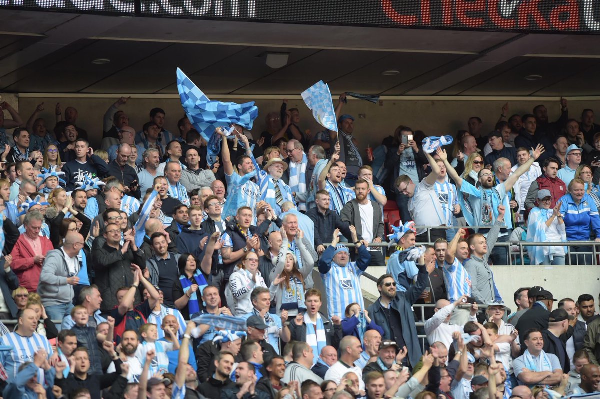 Deano's Sky Blues memories tweet media