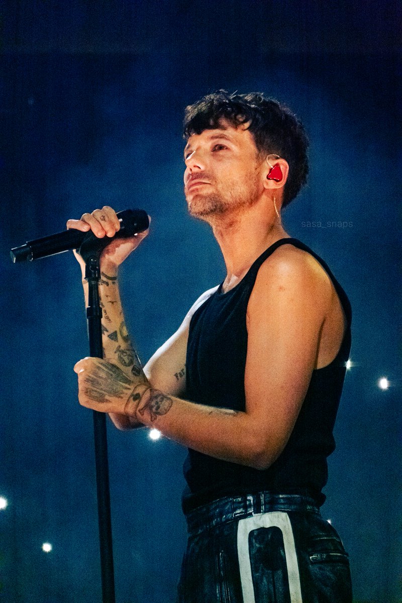 Sasa snaps 📸 tweet media