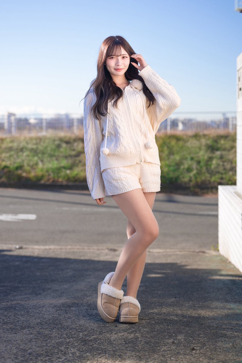 シュー tweet media