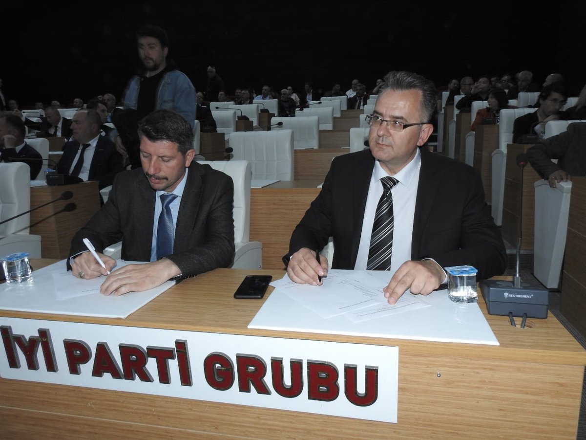 OgunInal's tweet photo. İYİ Partili Murat Çağlayan’dan 2 Yıllık Değerlendirme: “Geciken Her Hizmetin Takipçisiyiz” https://t.co/Pcxr6ET4Gq https://t.co/m76m7RcEgr