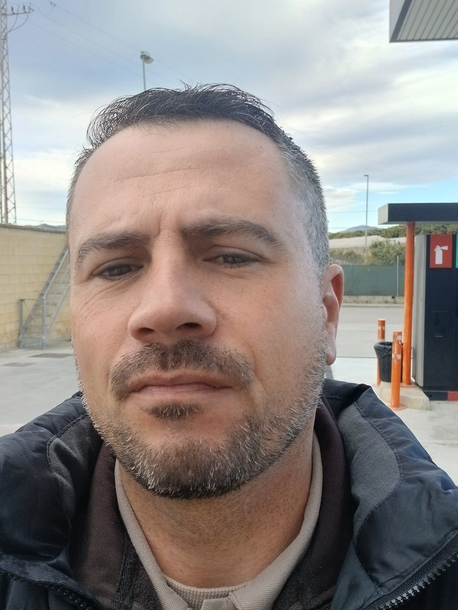 Mi cara cada vez que tengo que echar Gasoil #Robo