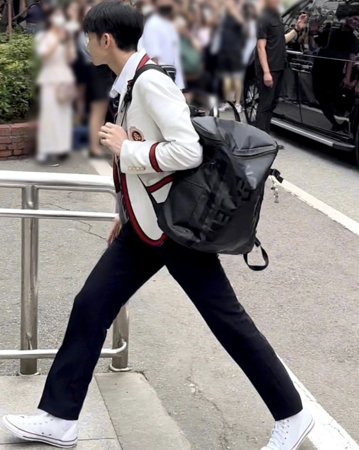 오망이 tweet media