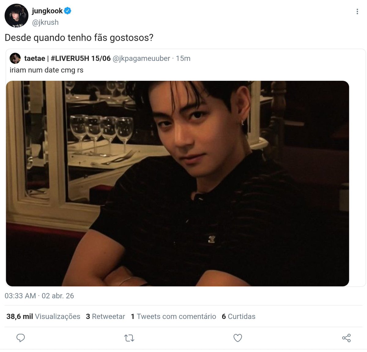 zuhatips's tweet photo. Taekook au:

Onde Taehyung é fã de um gamer que faz live na twitch. 

ou 

Onde Jungkook fica interessado em um de seus fãs e acaba repostando uma foto dele sem querer. https://t.co/2vviZPUF7h