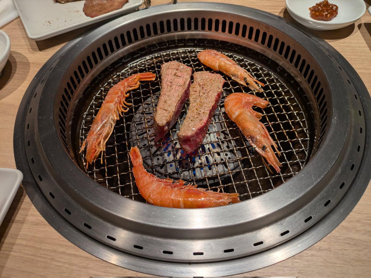 まだら tweet media