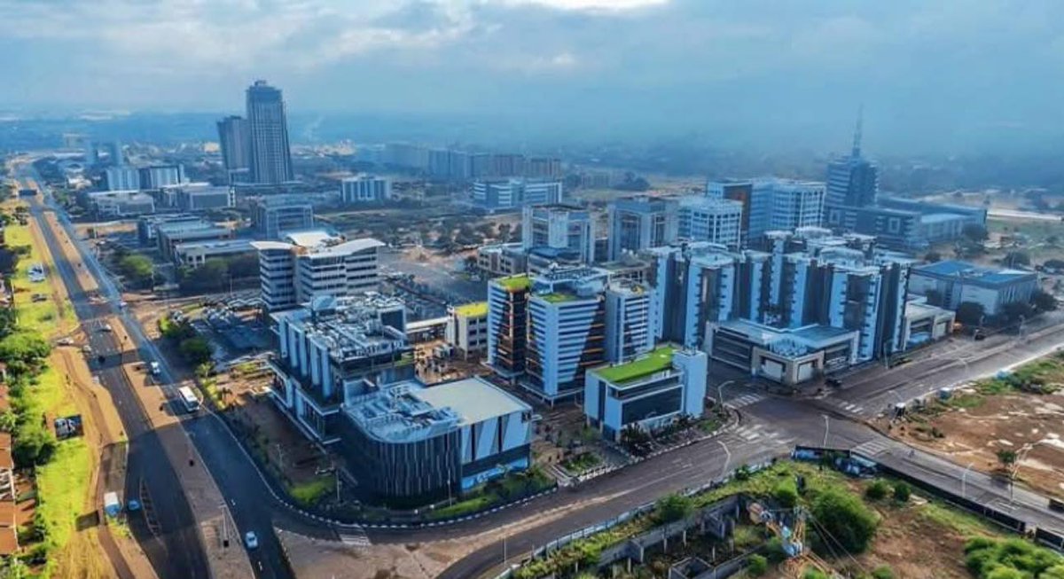 Cayisoh's tweet photo. Our city wears its heart on its sleeve.
#Gaborone2026 #CityOfUnity https://t.co/CFJRrEqn3E
