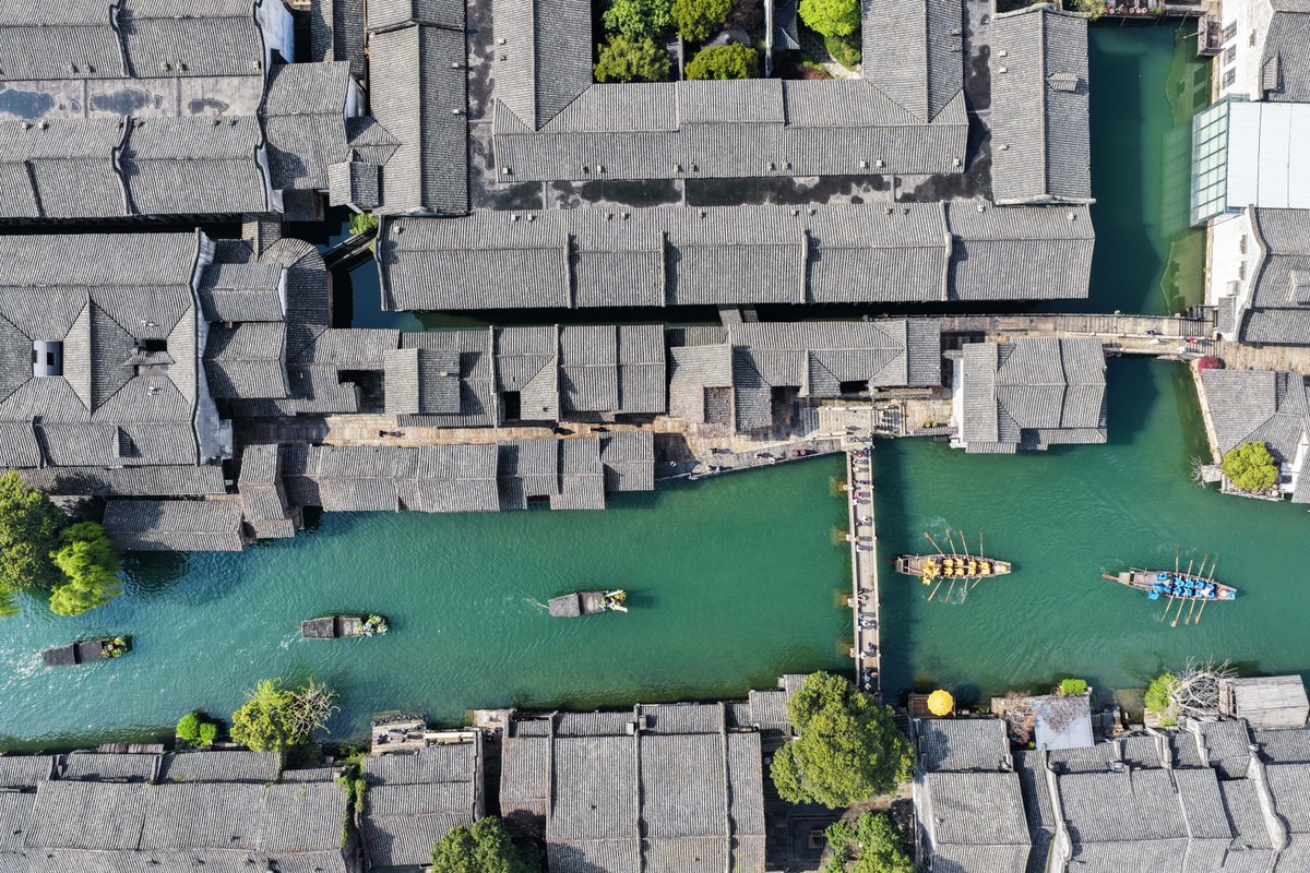 FlyOverChina tweet media