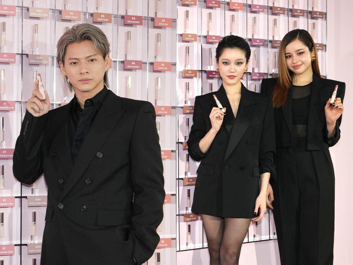 FASHIONSNAP tweet media