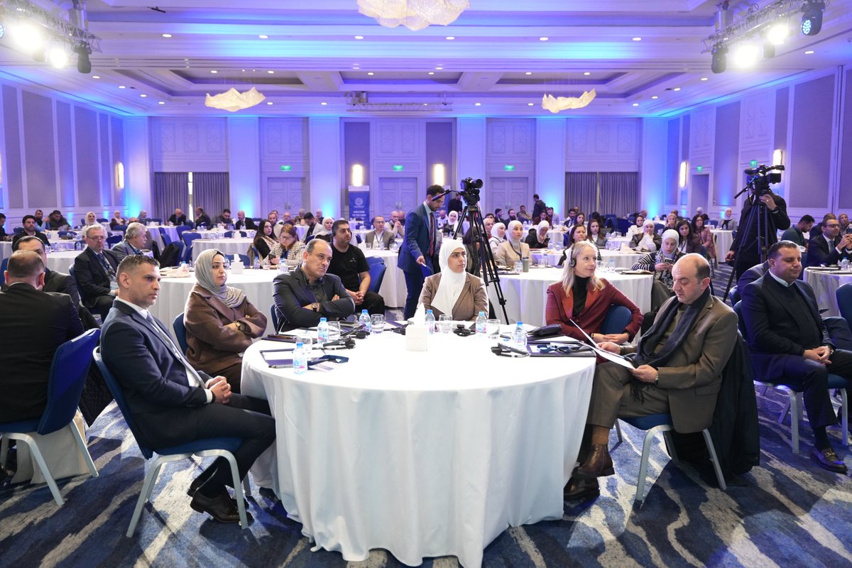 Leaders International tweet media