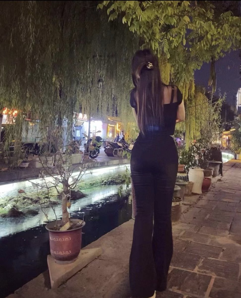 山东字母墙 tweet media