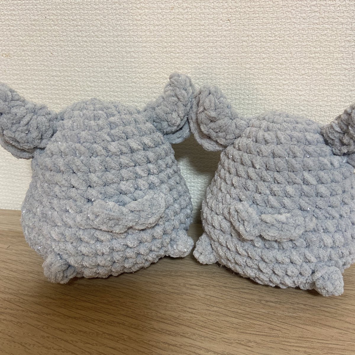 okayukeiko's tweet photo. putry商品に無くてはならない物が
廃盤になってしまい…
焦りました😢
でもやっと同じ様な物が見つかり手に入りました💡
明日から作り始めます✨

あ、写真は暇になり過ぎてこんなの編んだりしてました☺️
可愛くないですか？😍
このシルエット https://t.co/s3iu65IgZu