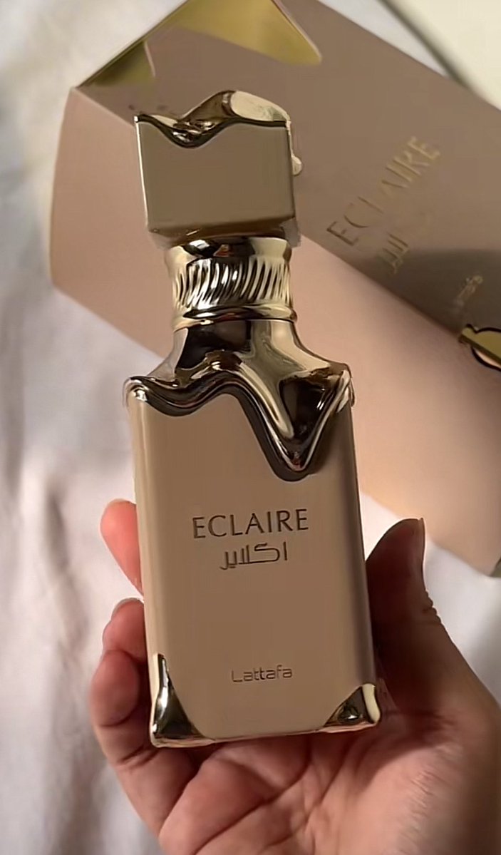 Miss September tweet media