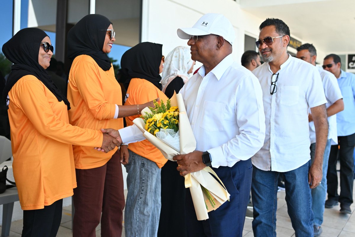 Aabaareh tweet media