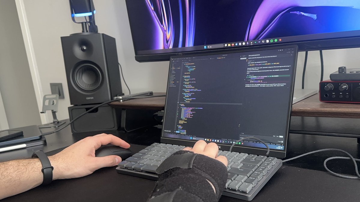 Mert Cobanov tweet media