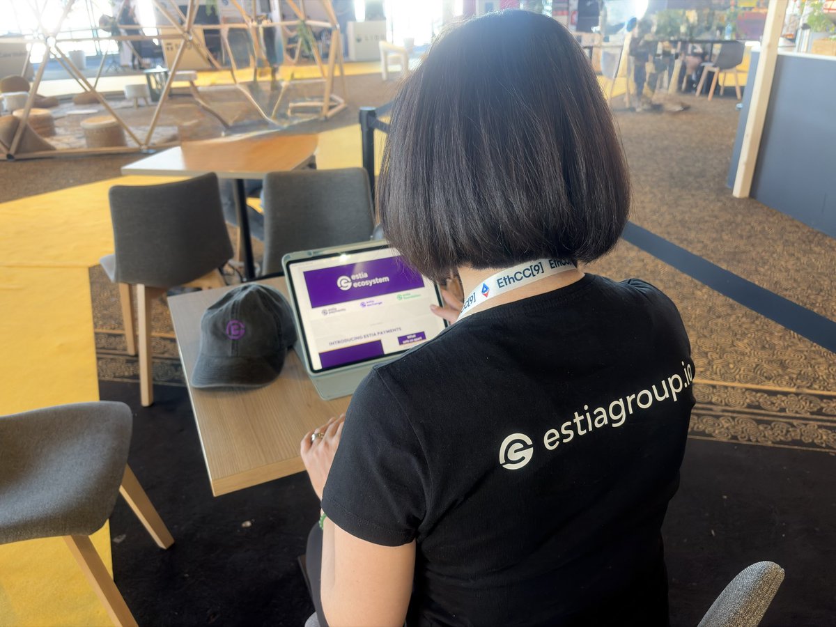 Effie Kavoura 🔶 tweet media