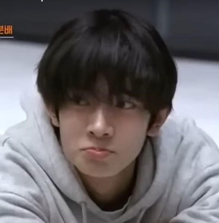 WaterHeeelly_7 tweet media