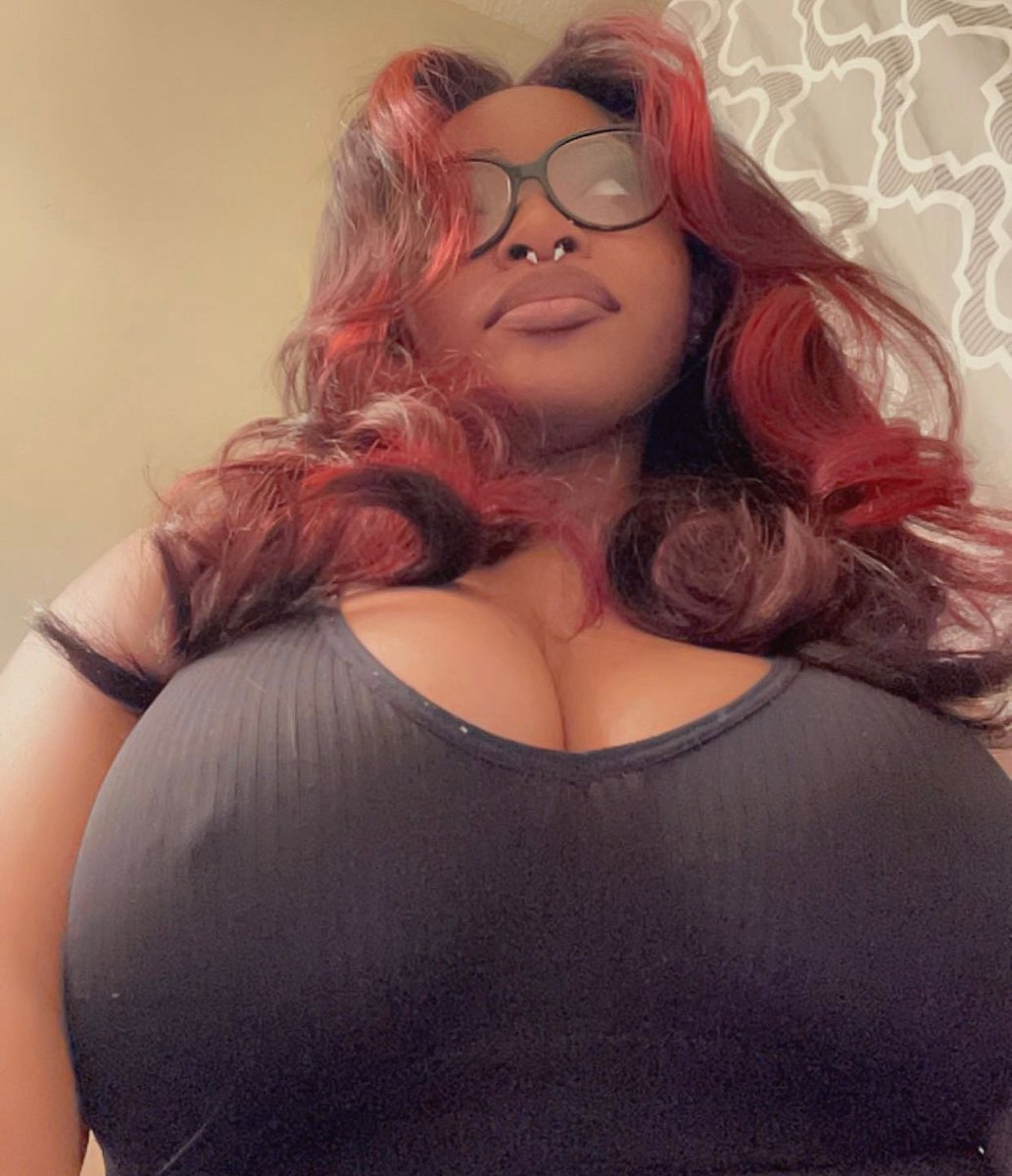 MRS. XTRA 🦂 tweet media