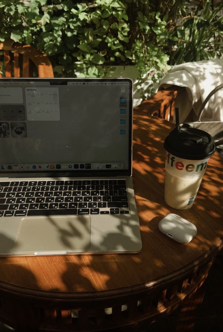 notberlin tweet media