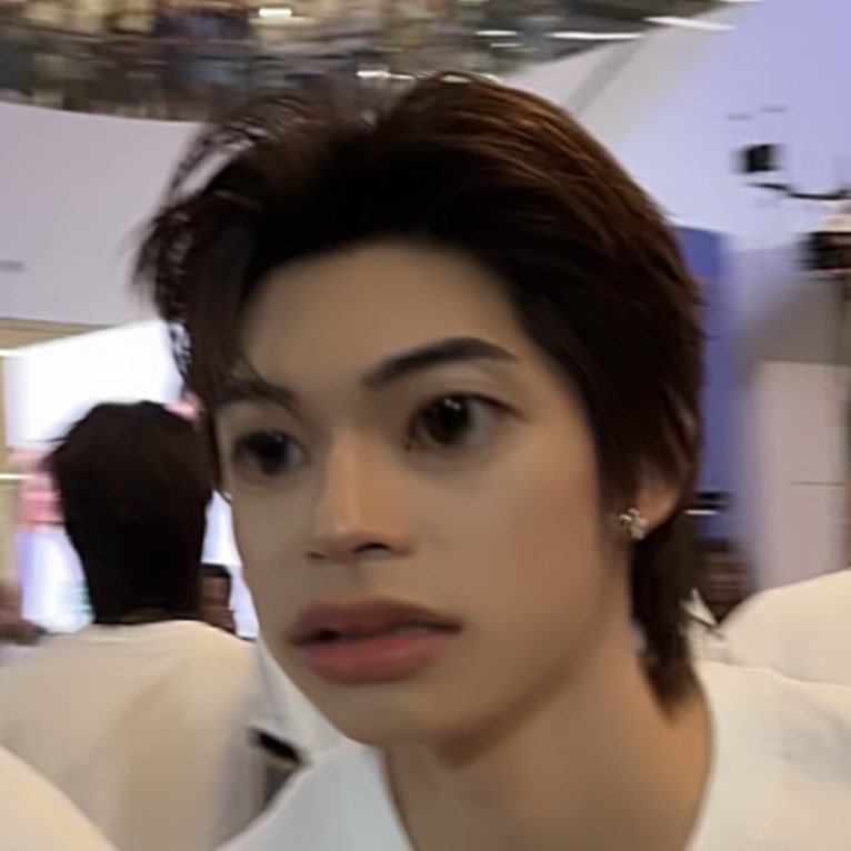 เฟี้ยว 🛵 tweet media