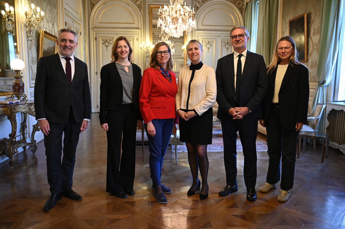 Lettonie en France tweet media