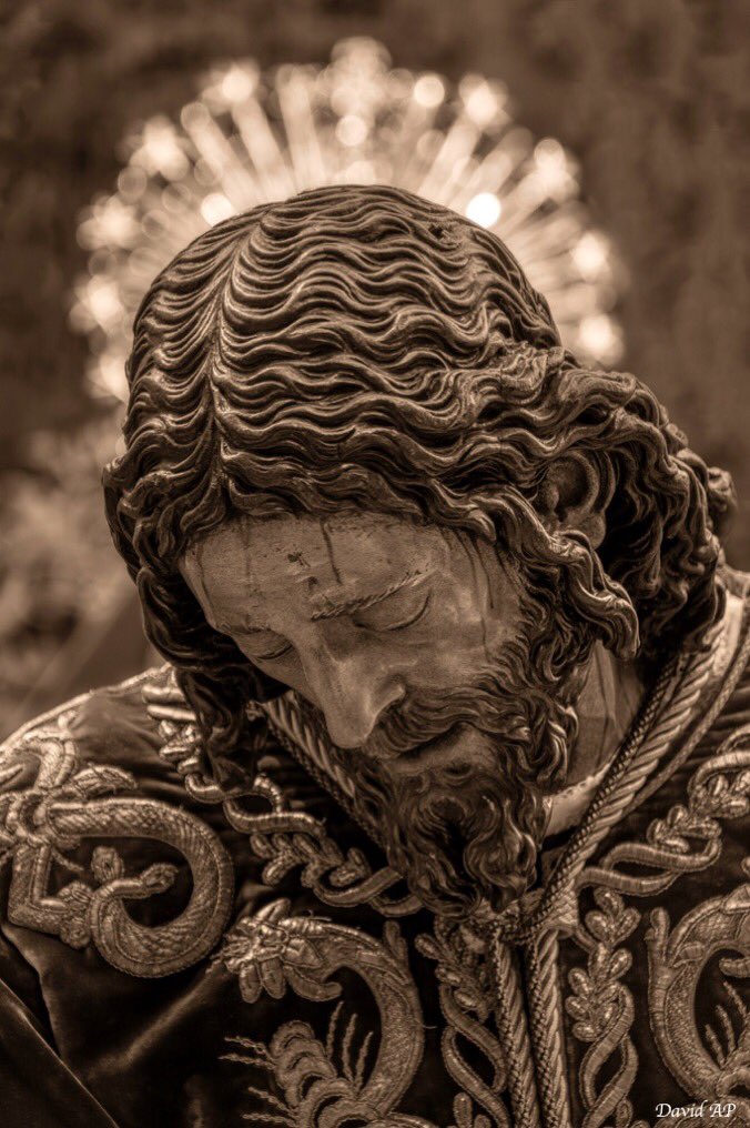 sagradapasion's tweet photo. Deseamos una buena estación de penitencia a nuestros hermanos de @Hdad_Pasion, llena de gracia y misericordia en Nuestro Señor.

Fotos 
@davidariaspozo 
@manolo1531 https://t.co/OltKTCLpYv