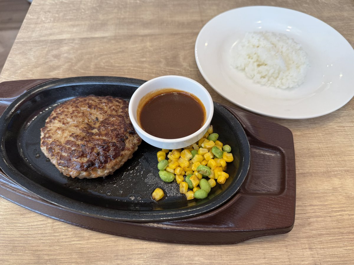 Kyla Basil/カイラ バージル tweet media