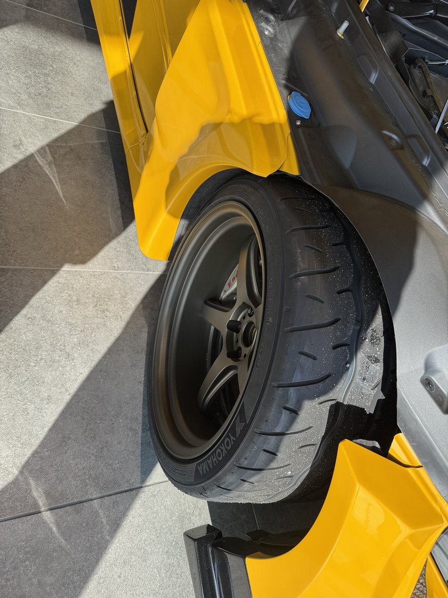 a91supra's tweet photo. でも、こんだけしかハンドル切れない😇 https://t.co/ZHcT5Ckenm