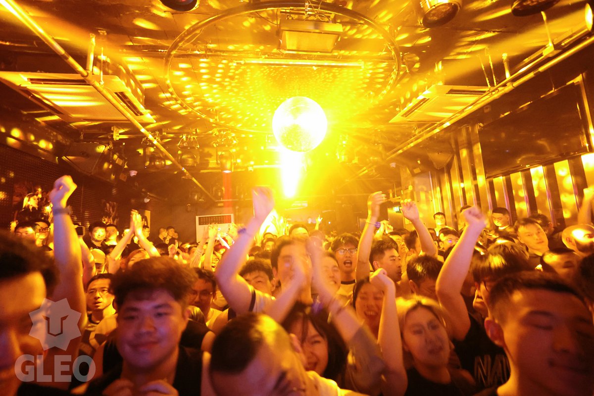 G.LEO Latex tweet media