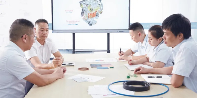 MLpPHoLRjS5455's tweet image. 🧪 60+ R&amp;amp;D experts, advanced labs &amp;amp; continuous investment drive Fluotech’s innovation in high-performance rubber materials.

📧 Contact: ada@fluotechrubber.com
🌐 Website: fluotechrubber.com

#fluotech #randd #innovation