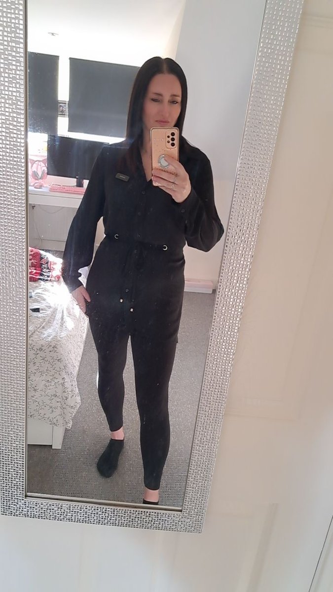 𝓢ħΔ𝔃𝕫ά𝓑𝓔𝕃𝕃𝑒🌹🏴󠁧󠁢󠁥󠁮󠁧󠁿 tweet media