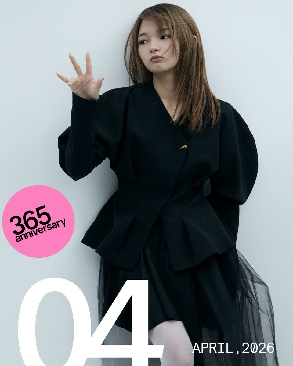 NYLONJAPAN's tweet photo. 4月4日は『ピアノ調律の日』��
🔗https://t.co/d1GTiCLUr4
Q&Aと全ての写真はURLからチェックしてね

調律の基準音“ラ”の音の周波数440Hzにちなんで制定された記念日。
DЯAW♡MEの #福留光帆 がピアノをイメージしたファッションでセレブレイト！
今日は透き通る音色のように、洗練されたムードをまとって。

#365_福留光帆
@FukutomeMitsuho
#365_DRAWME

published by @caelumjp
#nylonjapan #nylonjp #365anniversary #caelumjp