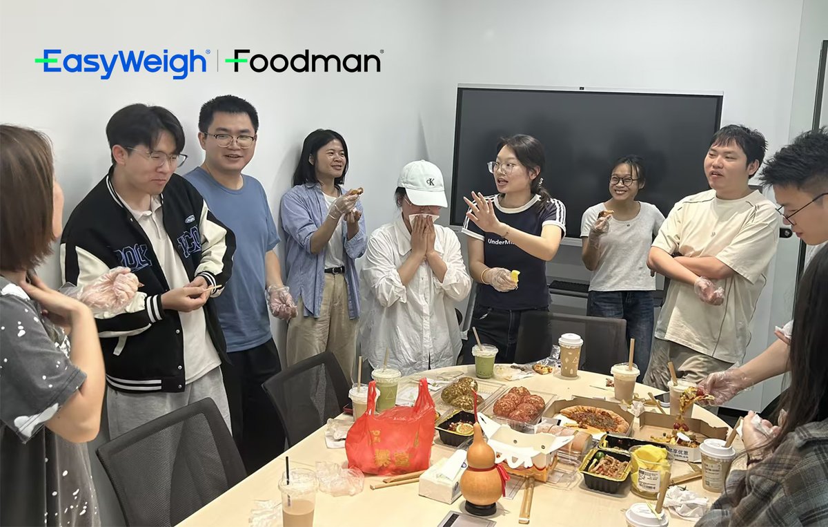 easyweigh's tweet photo. Relaxing afternoon tea🍵with the Foodman team at Easyweigh. 🍰☕
Good food, great colleagues, and a well-deserved break.

Here’s to building trust, sharing moments, and growing stronger — together. 💪

#Easyweigh #CompanyCulture #TeamTime #Foodman #AfternoonTea #TeamBuilding https://t.co/1XWbAi3MXH