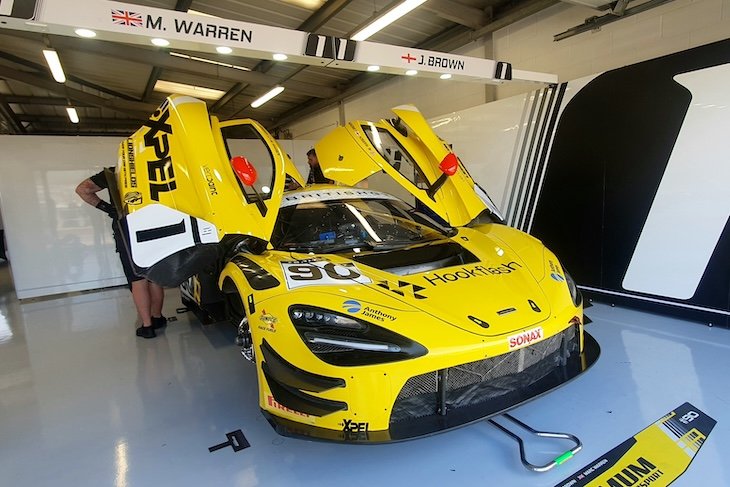 dailysportscar's tweet image. 📒🇬🇧 @BritishGT Silverstone Media Day Paddock Notes

➡️ dailysportscar.com/2026/04/02/sil…

#BritishGT