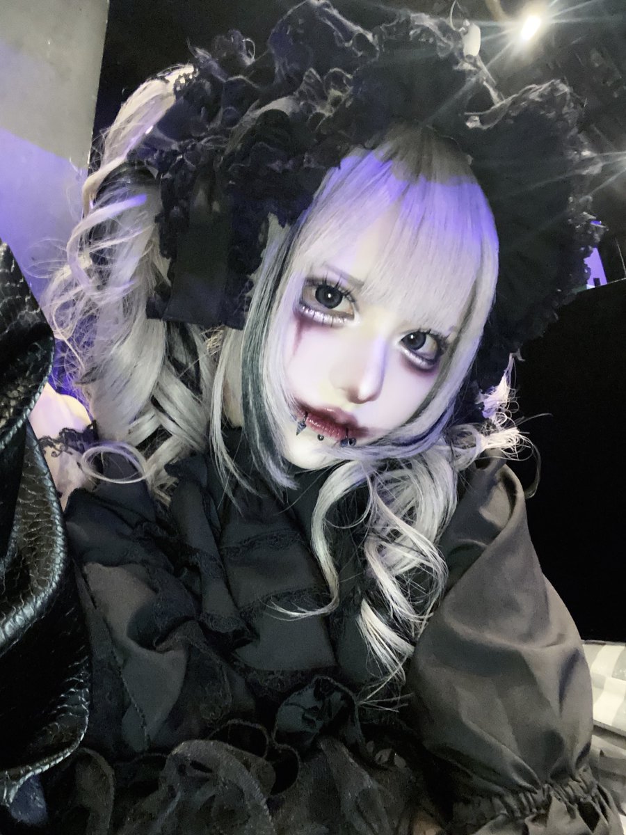 VILLAINS HOUSE サークルライチ　メイ・メロウ　クレア・ココロ　② メイ（メイ・メロウ）【VILLAINS HOUSE】 (@_me_mello0) / Posts / X