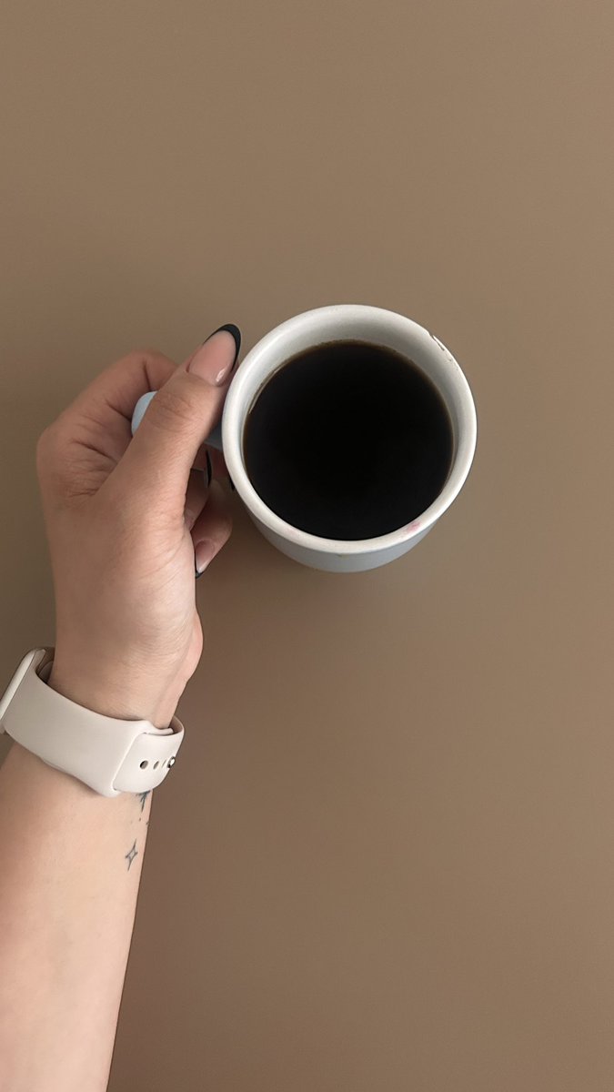 hly♑️ tweet media