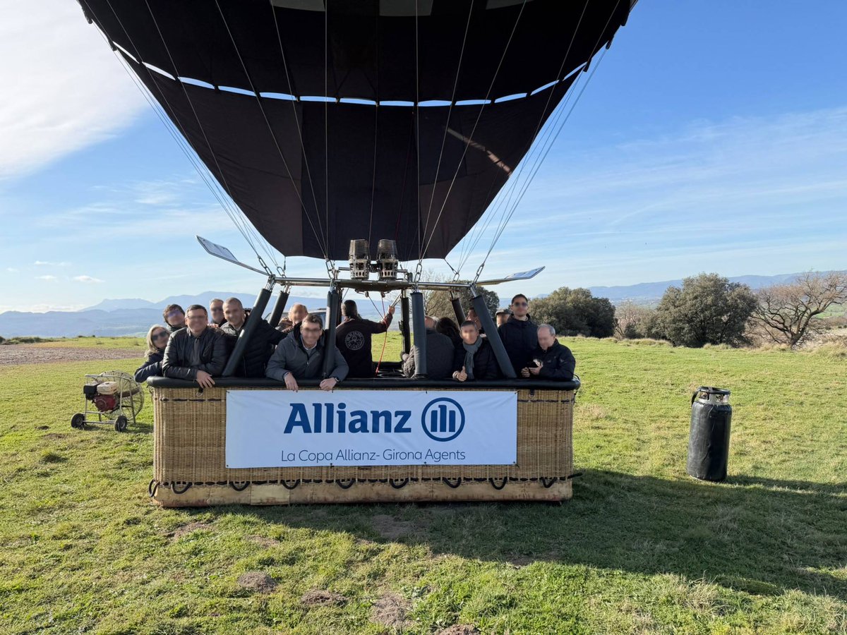 Voldecoloms's tweet image. Vol en globus amb el personal de @Allianz_es 

Moltes gràcies per confiar en nosaltres!
·
#allianz #teambuilding #empres
