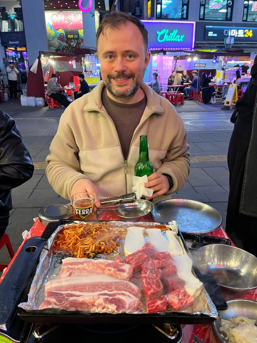 Sir Hodgepodge tweet media