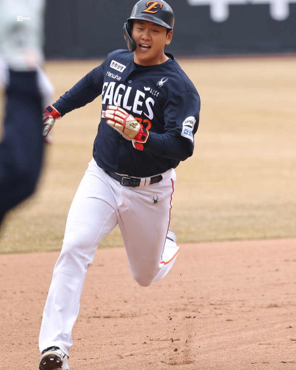 Real Recognize Real tweet media