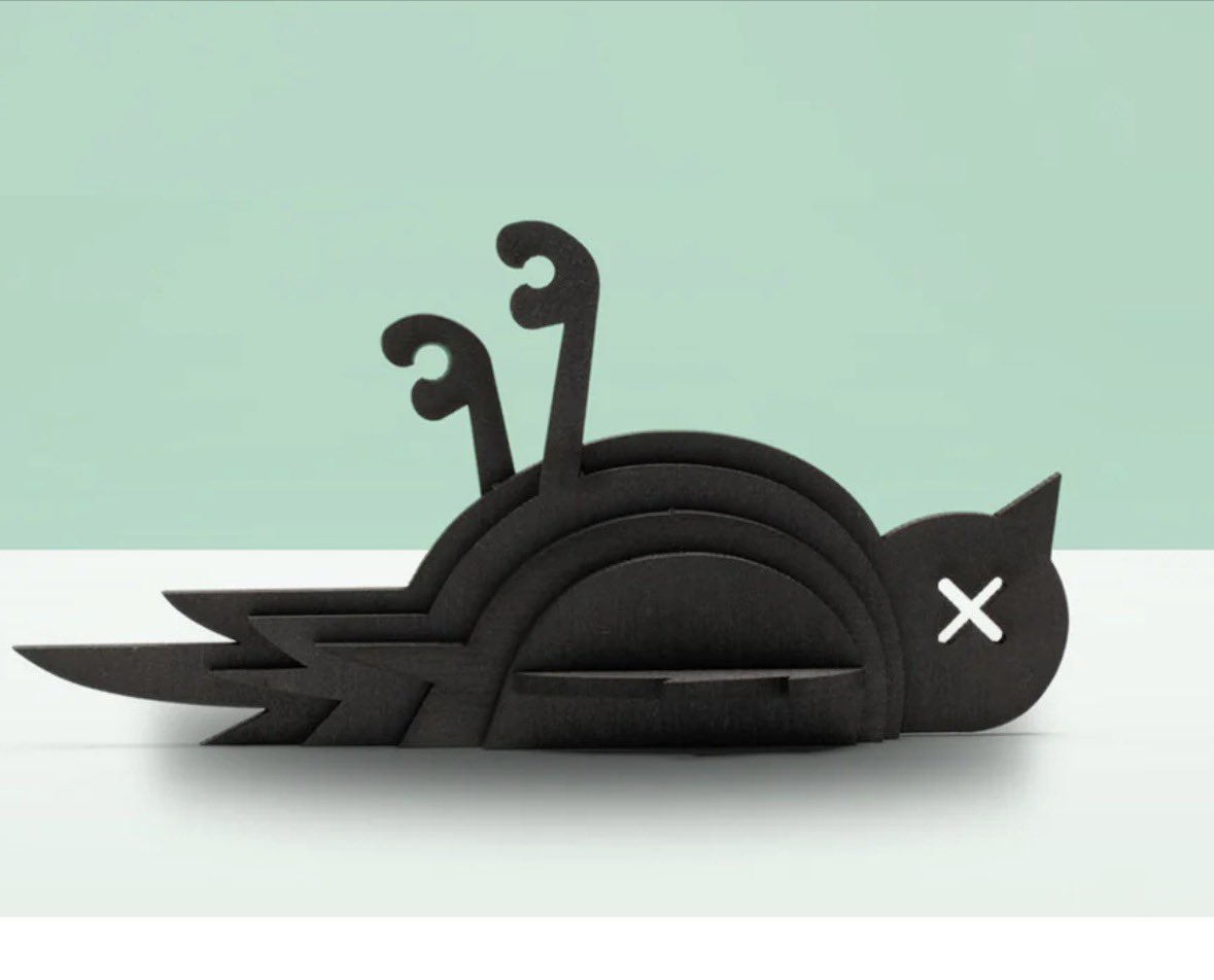 Mocht iemand nog op zoek zijn naar een origineel cadeau;

dooiemus.nl/products/de-do…