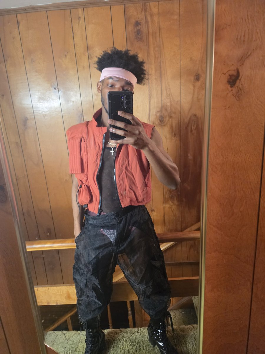 Gay Nerdy tweet media